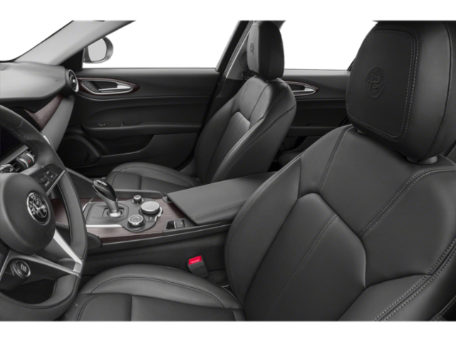 2018 Alfa Romeo Giulia Base