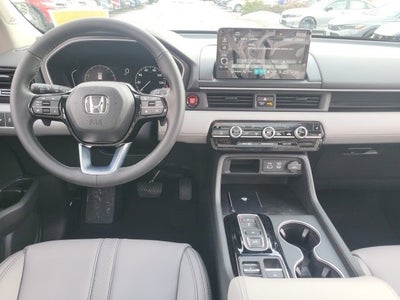 2025 Honda Pilot Touring