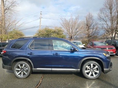 2025 Honda Pilot Touring