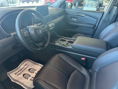 2025 Honda Pilot Black Edition