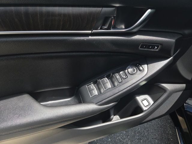 2019 Honda Accord EX-L - Photo 12