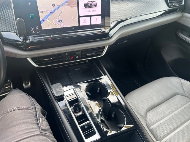 2024 Volkswagen Atlas Cross Sport 2.0T SEL R-Line