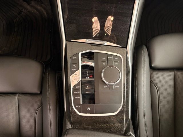 2024 BMW 3 Series 330i xDrive