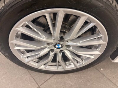 2024 BMW 3 Series 330i xDrive