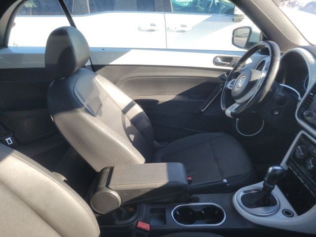 2017 Volkswagen Beetle 1.8T S