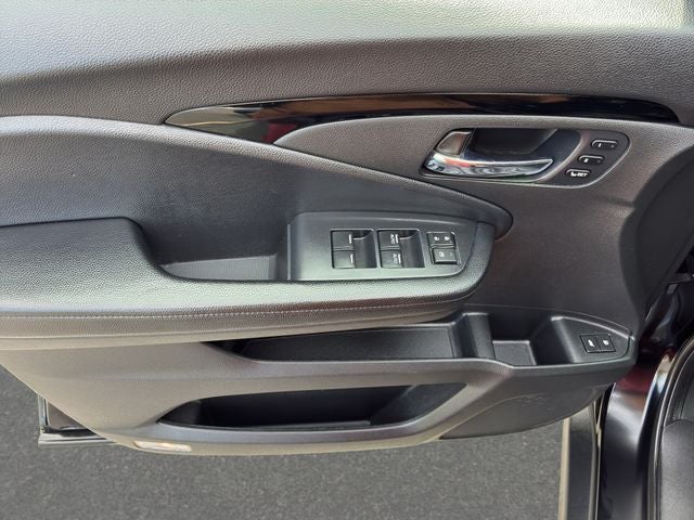 2019 Honda Pilot Touring 8 Passenger