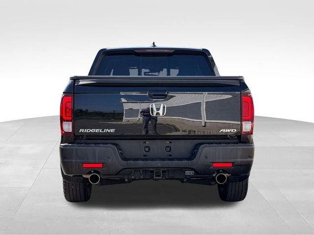 2022 Honda Ridgeline Black Edition