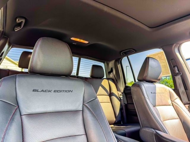 2022 Honda Ridgeline Black Edition