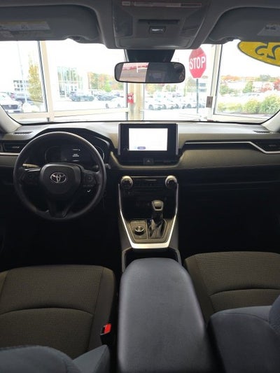2025 Toyota RAV4 Hybrid LE
