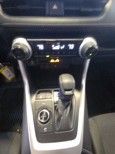 2025 Toyota RAV4 Hybrid LE