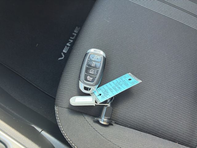 2020 Hyundai Venue SEL