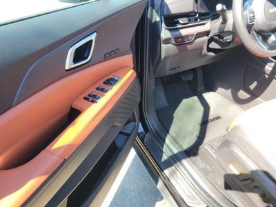 2025 Kia Carnival SX