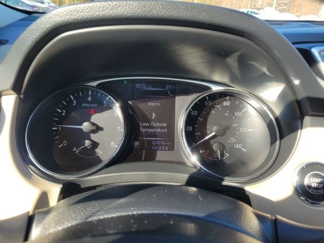 2016 Nissan Rogue SV