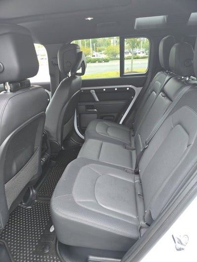 2023 Land Rover Defender 110 X-Dynamic SE