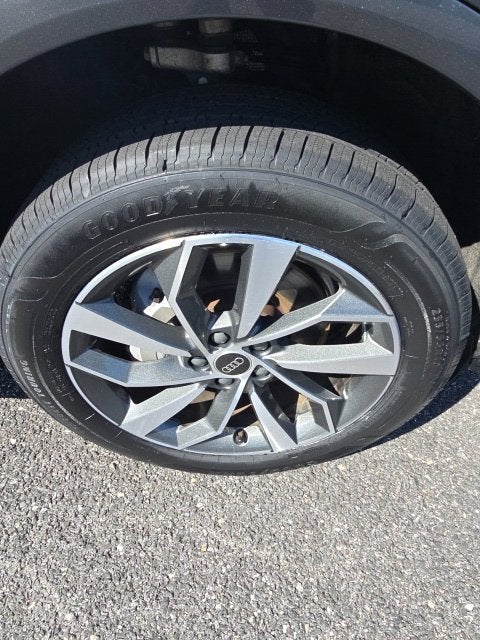 2023 Audi Q5 45 S line Premium Plus quattro