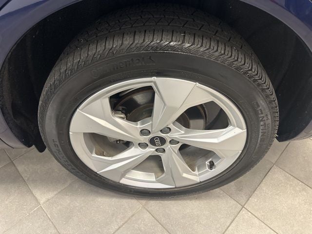 2023 Audi Q5 45 S line Premium quattro