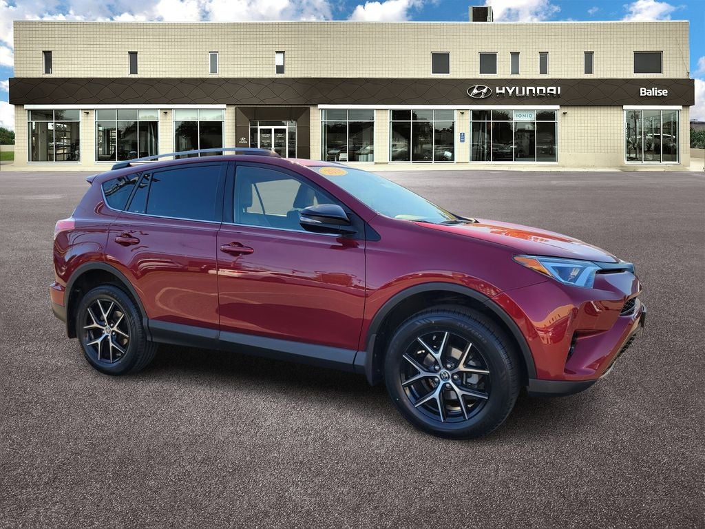 2018 Toyota RAV4 Hybrid SE