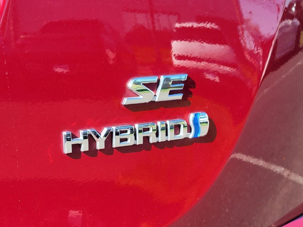 2018 Toyota RAV4 Hybrid SE