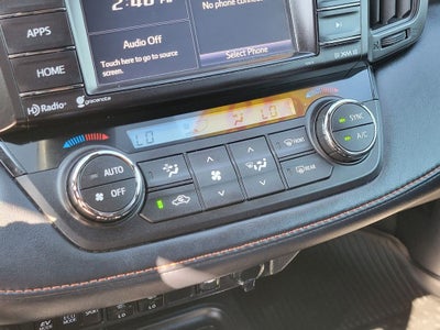 2018 Toyota RAV4 Hybrid SE