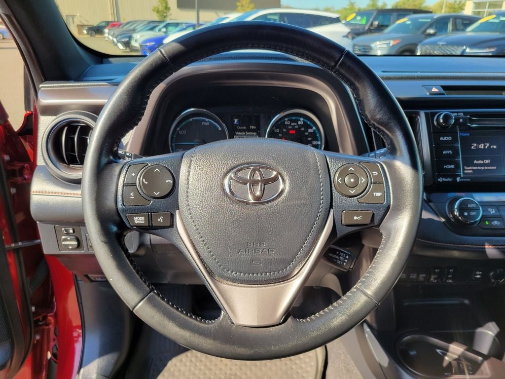 2018 Toyota RAV4 Hybrid SE